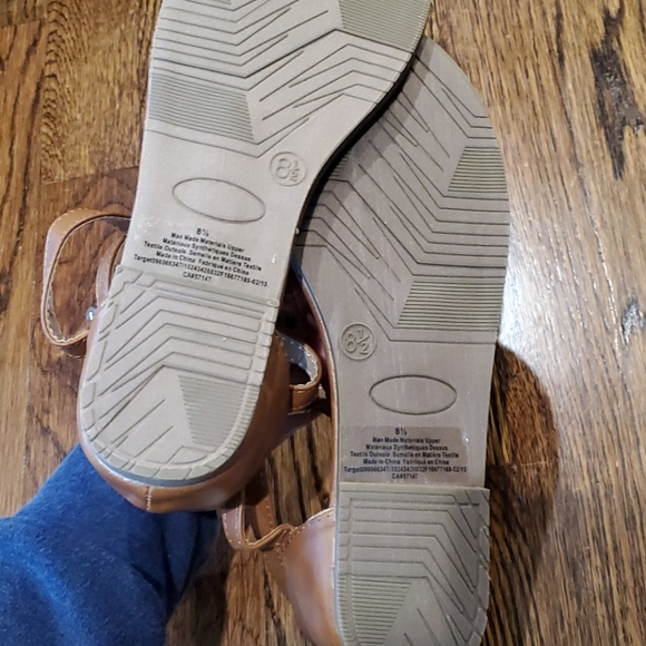 Mossimo Supply Co. Sandals - Picture 5 of 5